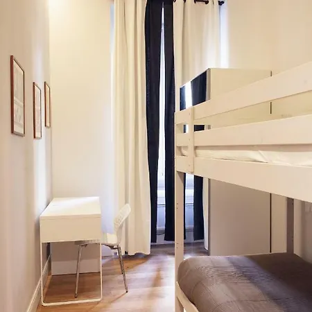 Luxury & Charming Flat ميلان